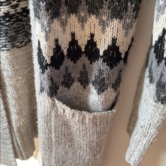 Cardigan - Picture 3 of 3